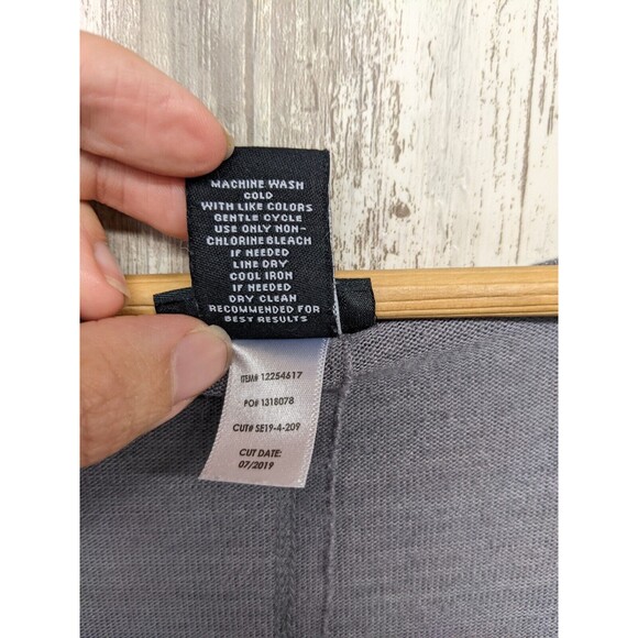 Torrid Sweater Blue Ombre Asymmetric Shark Bite Hem Scoop Neck Size 2 / 2X - Picture 5 of 8